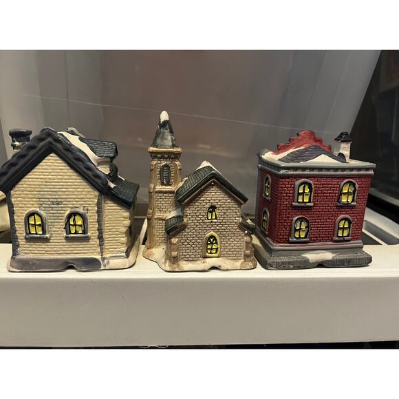 Greenbrier INT'L Christmas Houses/Buildings NO LIGHTS BLDGS ONLY Set Of Ten (10) - Picture 9 of 13